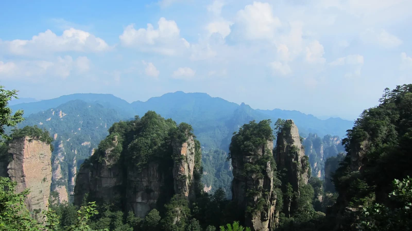 Zhangjiajie National Forest Park private tour.