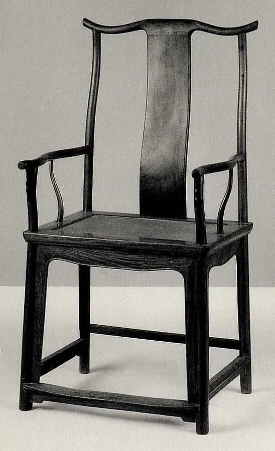 Qing dynasty hardwood armchair, circa 1700