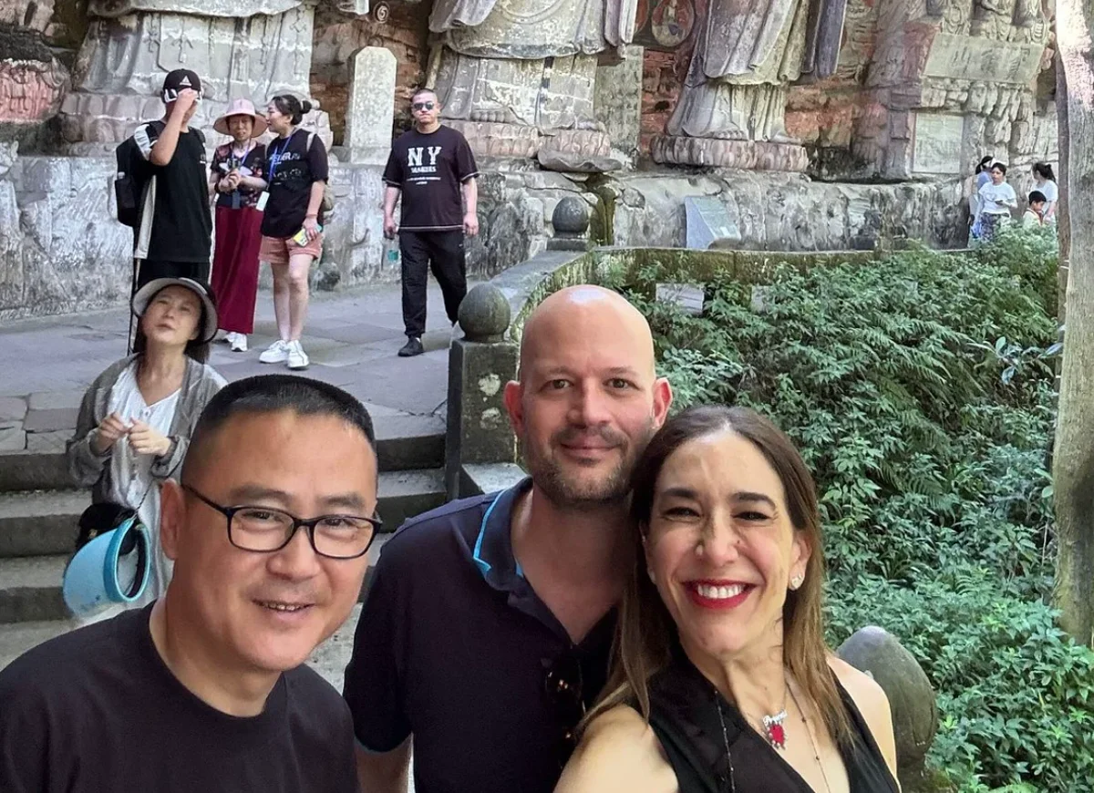 Traveler photo from a private Dazu Rock Carvings day tour — guide Legend with guests at Baoding Mountain.