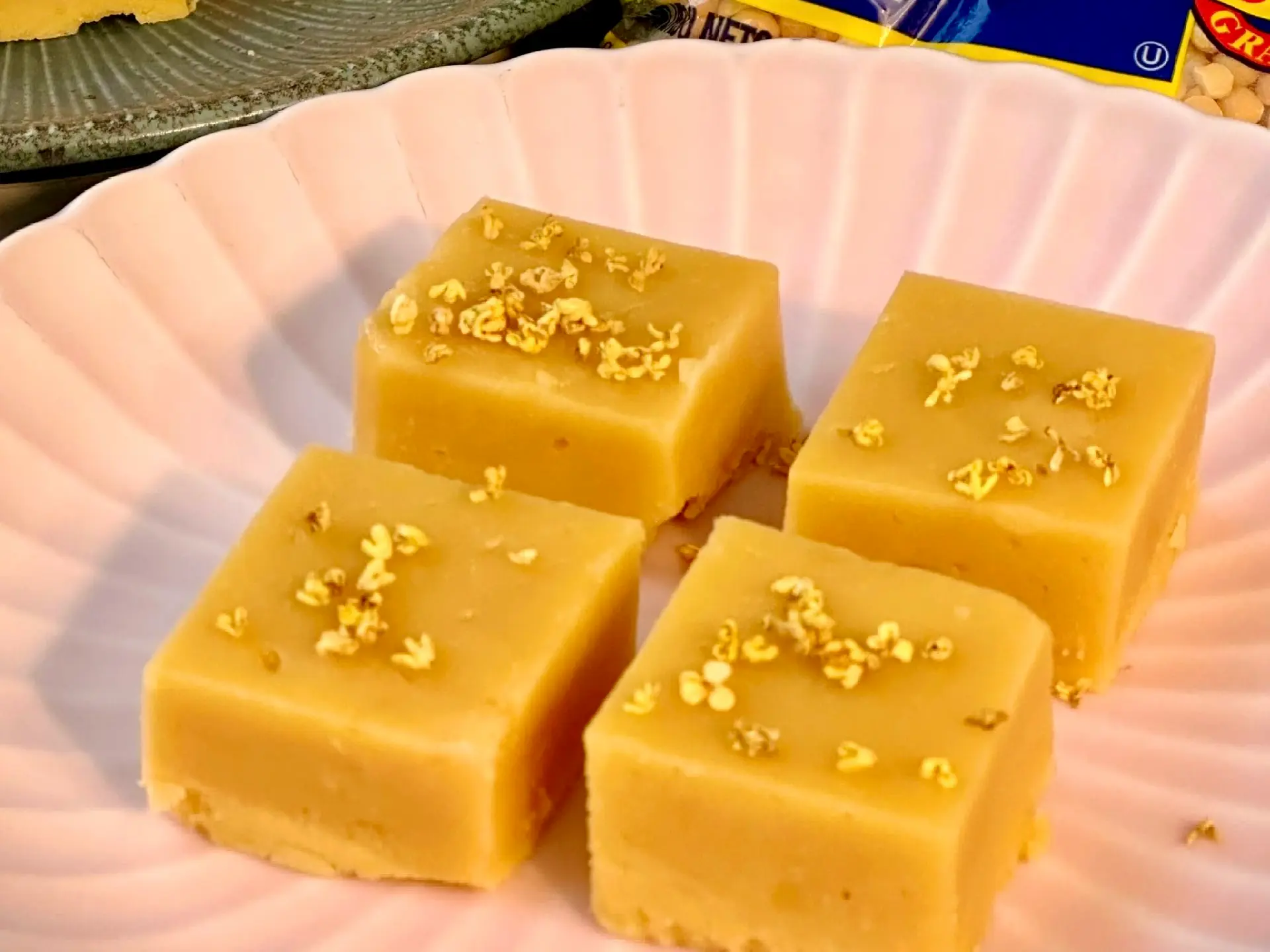 Yellow wandouhuang pea cake, a traditional Beijing sweet snack