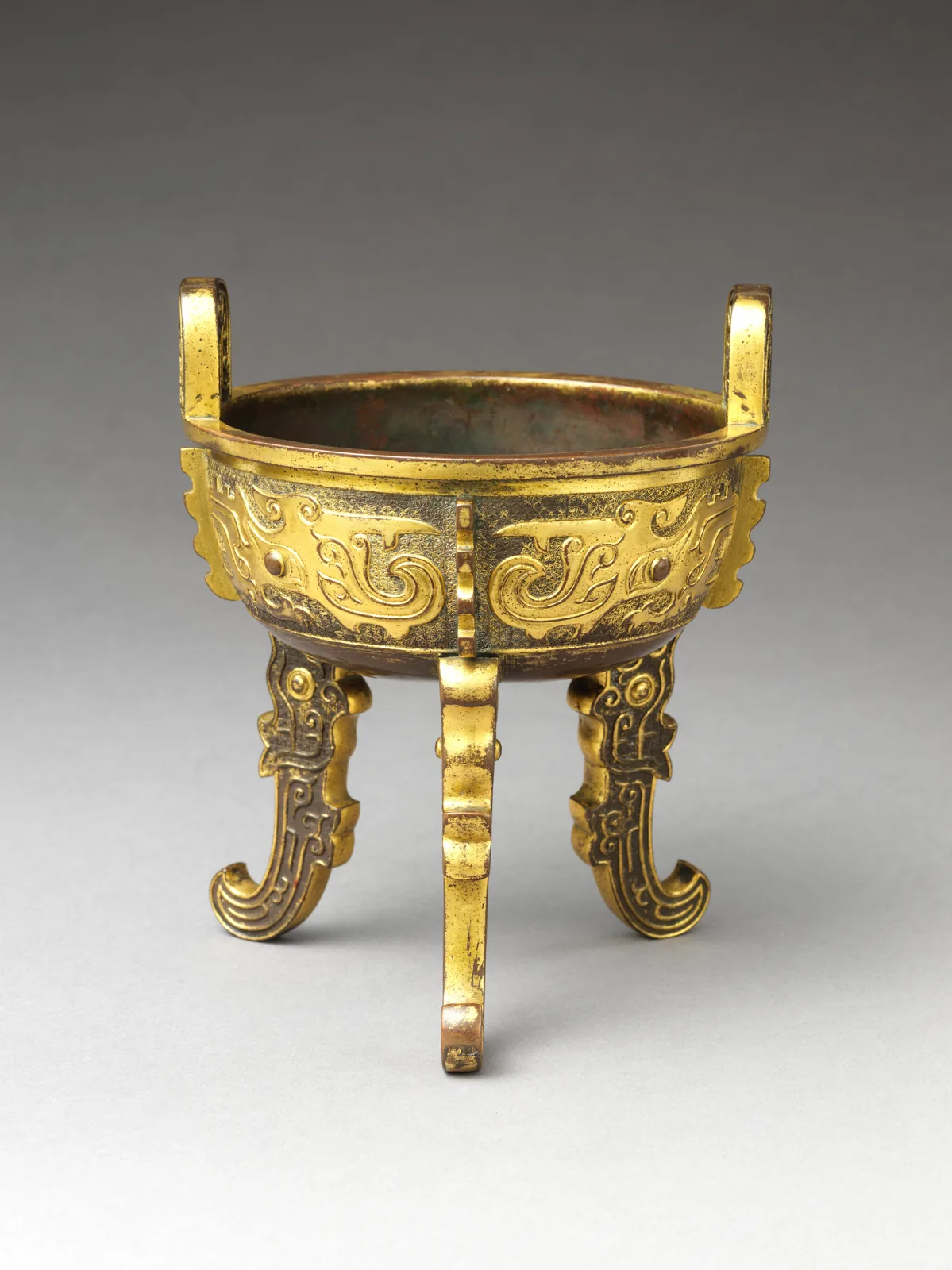 Qing archaistic bronze ding