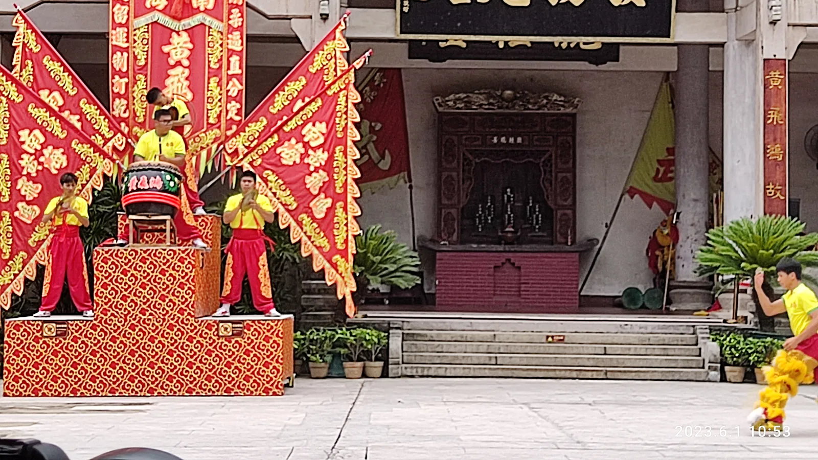 Contemporary kung-fu presentation in Foshan, Guangdong