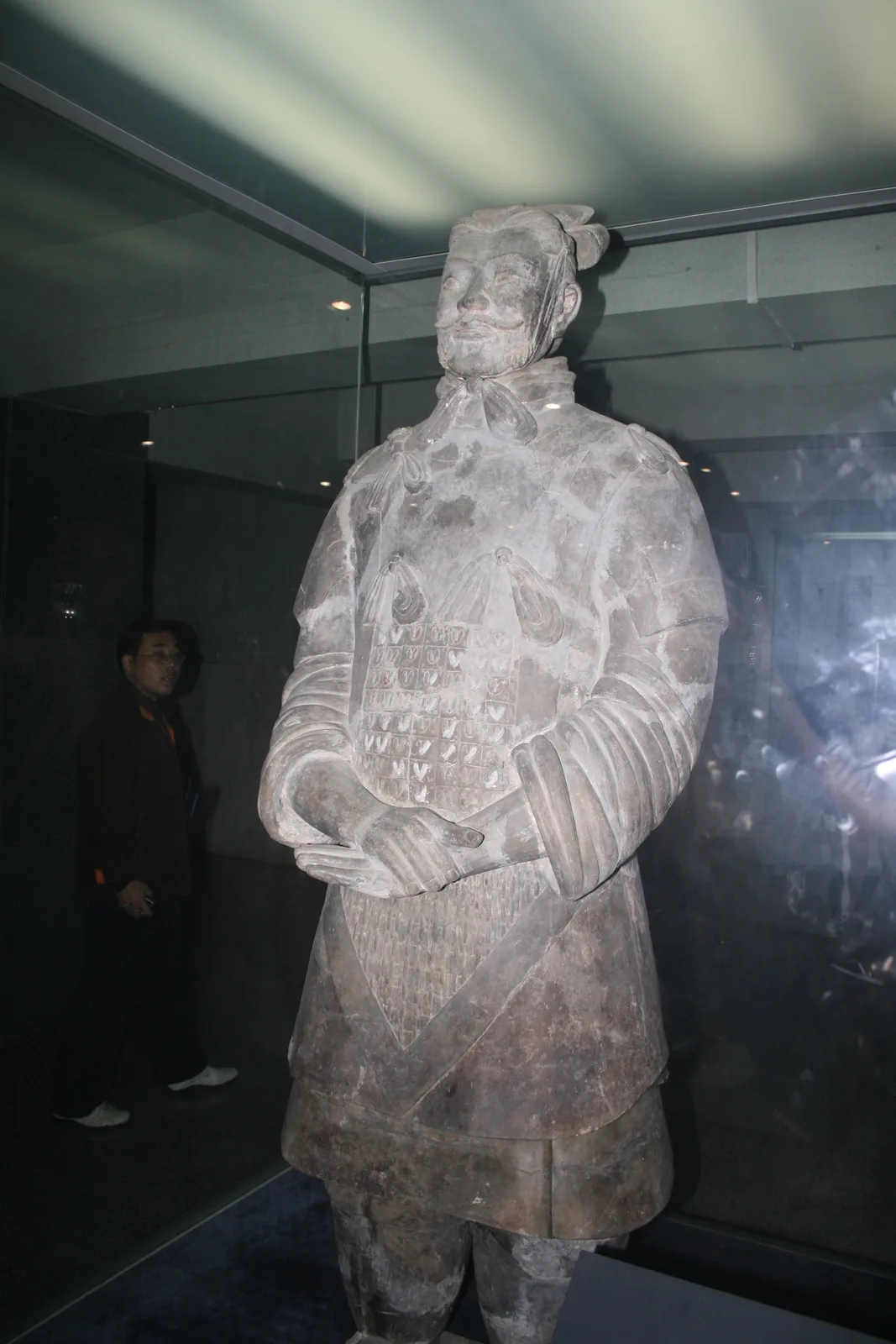Qin dynasty terracotta general figure, a tomb guardian sculpture from the Terracotta Army