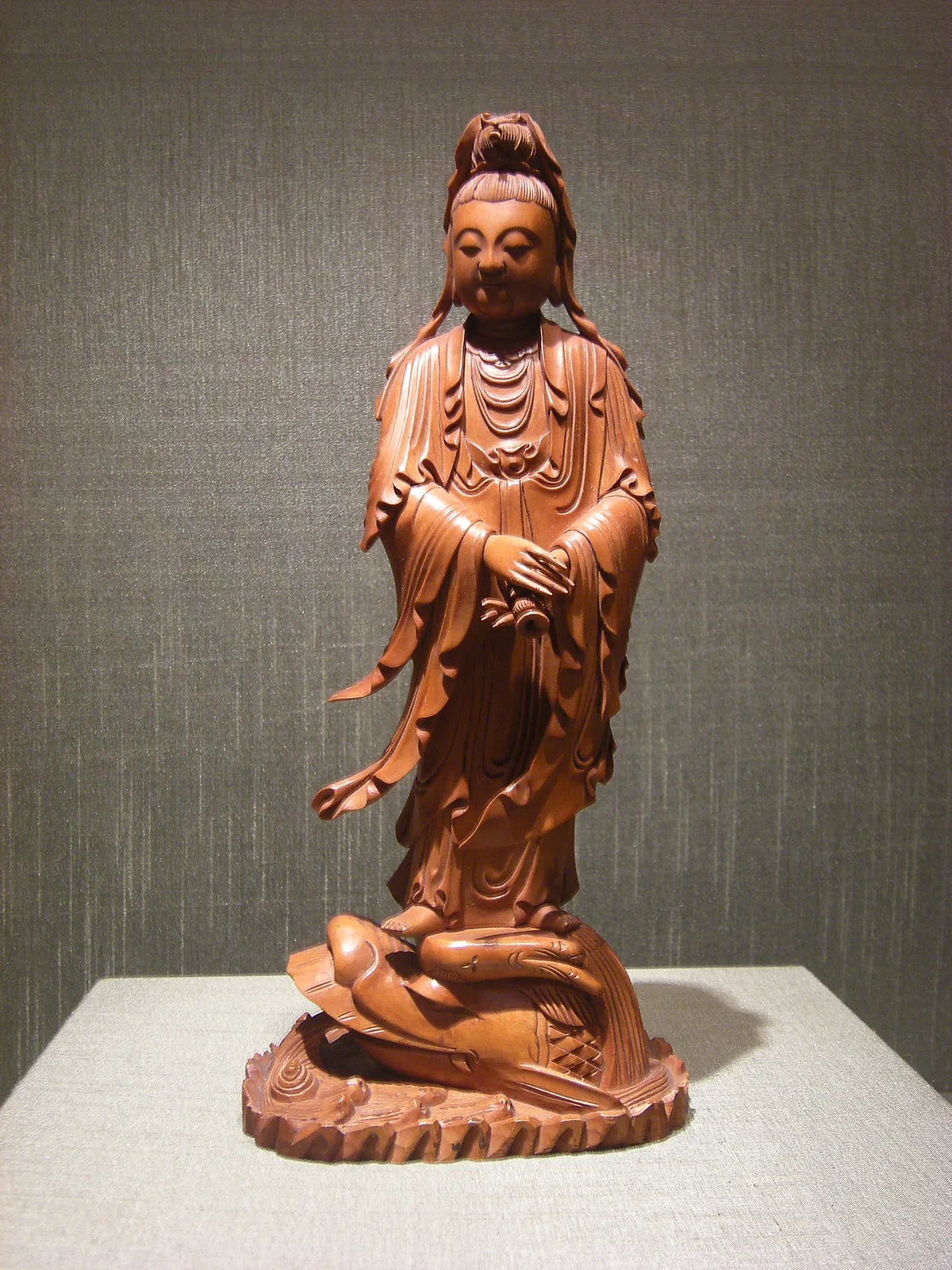 Boxwood Guanyin figure, an example of Chinese wood sculpture