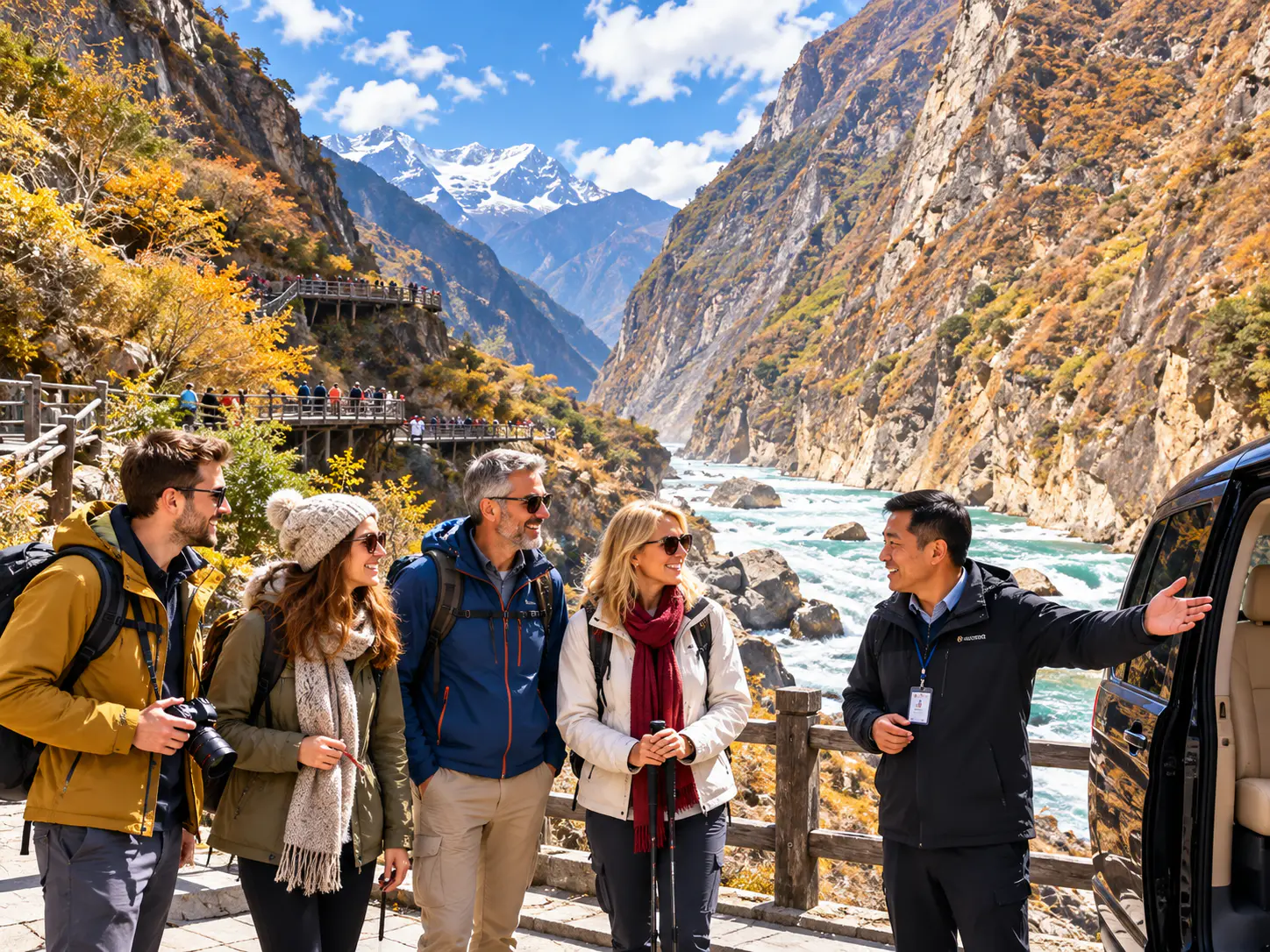 Internationale Reisende mit einem chinesischen Privatchauffeur und einem Kleinbus, die die dramatischen Bergklippen und den Fluss des Tiger Leaping Gorge in Yunnan überblicken