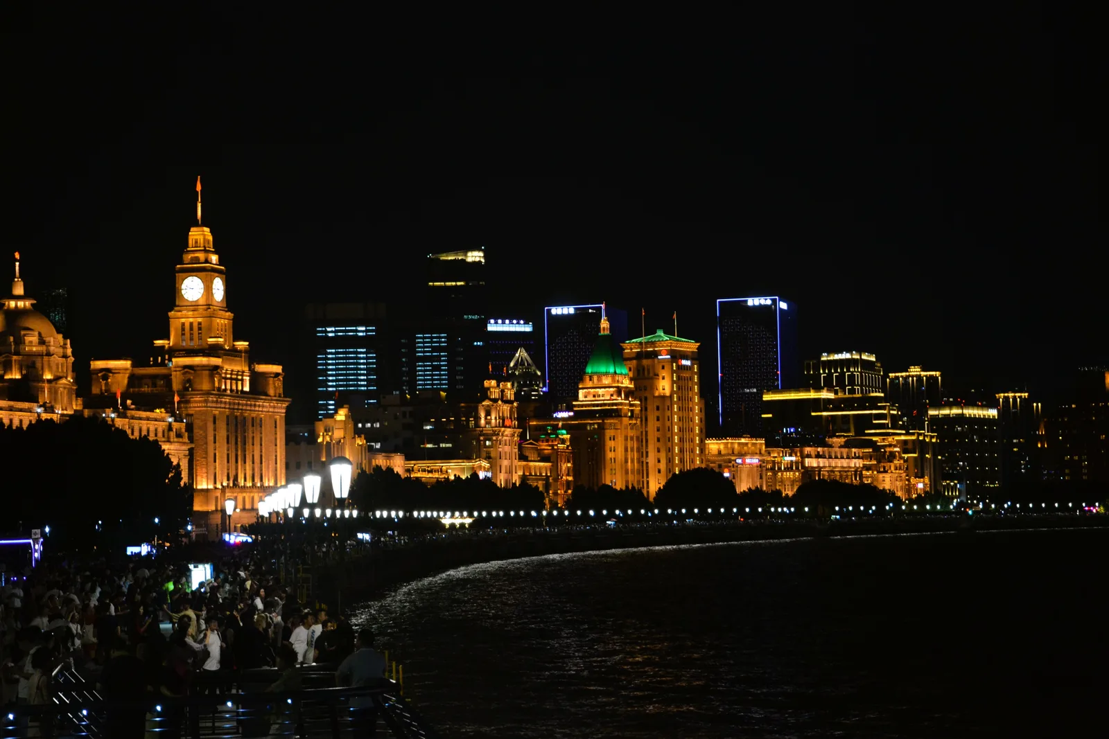 Shanghai Bund night — Songcheng fallback context