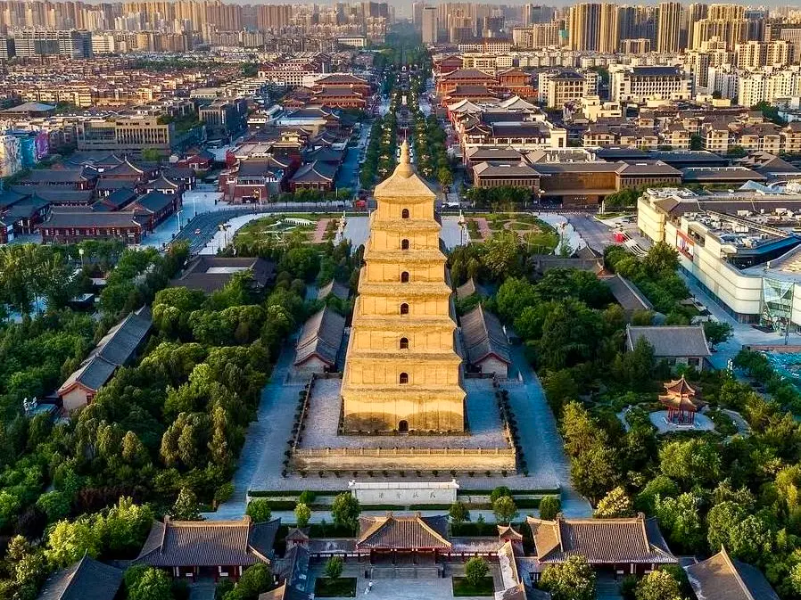 Pagoda Wielkiej Dzikiej Gęsi – przewodnik po Xi'an