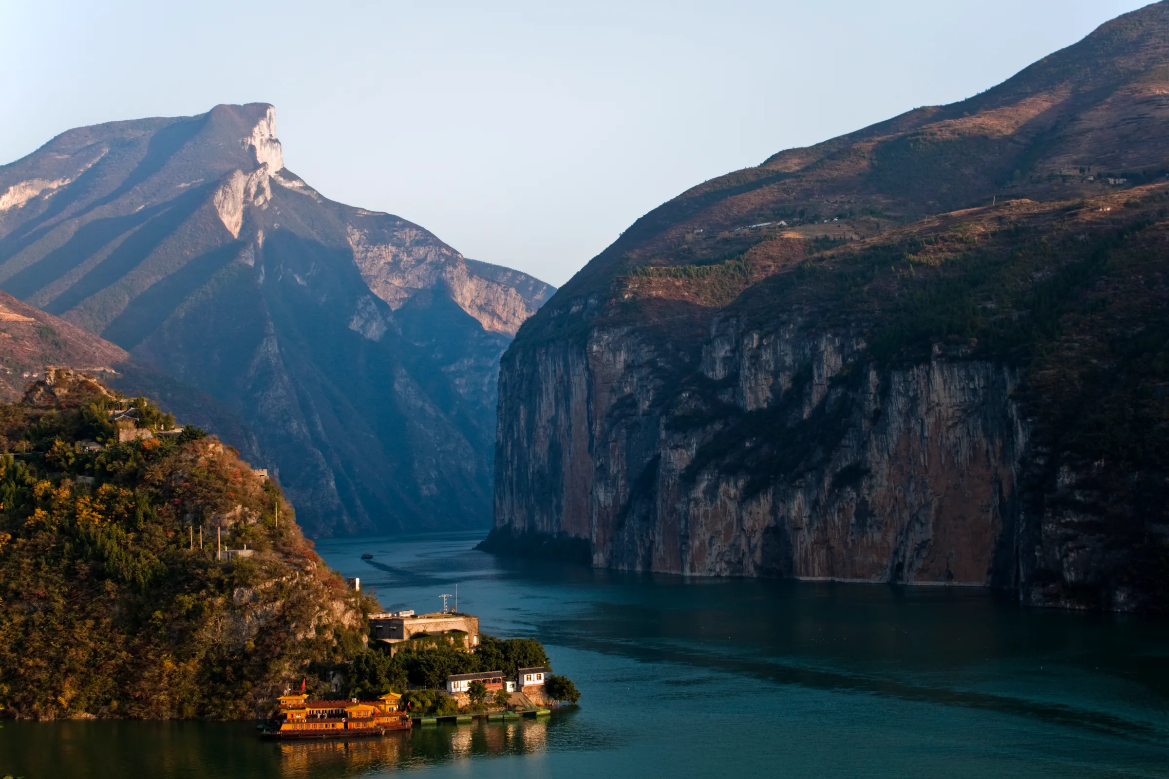Qutang Gorge cliffs along the Yangtze